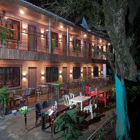 C P Cottage Resort 마하발레슈와르 외부 사진