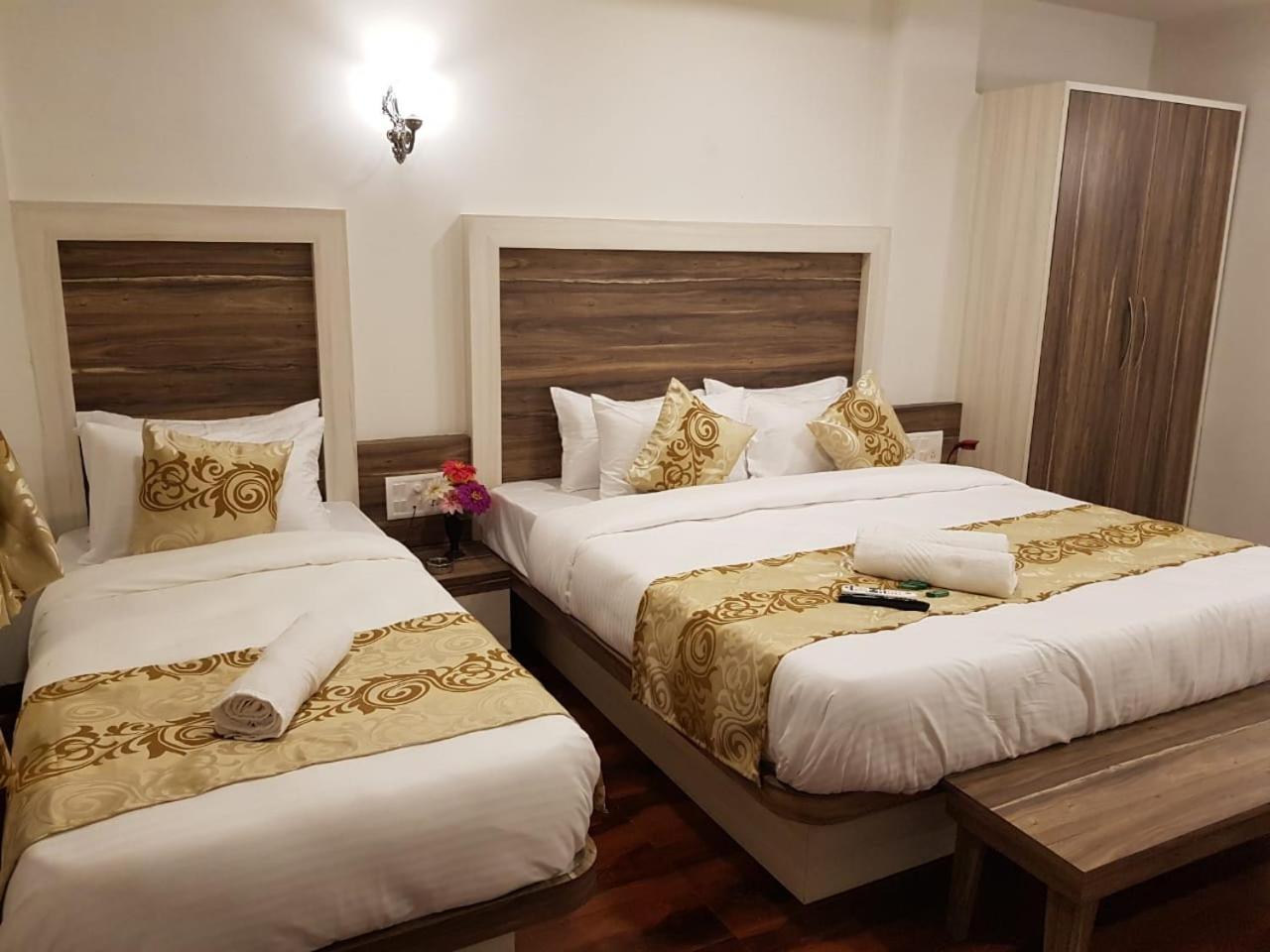C P Cottage Resort 마하발레슈와르 외부 사진